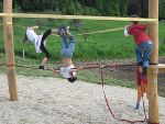 Spielplatzgestaltung mit Kindern © Grambach (Bilder von Fratz Graz) Spielplatzgestaltung mit Kindern