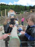 Spielplatzgestaltung mit Kindern © Grambach (Bilder von Fratz Graz) Spielplatzgestaltung mit Kindern