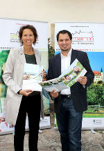 Direktorin Anna Thaller und Landesrat Michael Schickhofer im Bildungshaus Schloss St. Martin © Foto: steiermark.at/Reischl; bei Quellenangabe honorarfrei