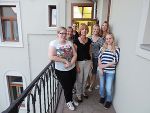 Jugendmanagerin Valerie Böckel (3.v.r.) mit den Jugendlichen und der Obfrau Brigitte Seebauer (Mitte) des Obersteirischen Trachtenverbandes © RJM/Böckel Jugendmanagerin Valerie Böckel (3.v.r.) mit den Jugendlichen und der Obfrau Brigitte Seebauer (Mitte) des Obersteirischen Trachtenverbandes