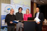 Jugendforscher Bernhard Heinzlmaier und Philipp Ikrath vom Institut für Jugendkulturforschung, Jugendmanagerin Valerie Böckel und Regionalmanager Jochen Werderitsch (v.l.n.r.) © Foto Freisinger Jugendforscher Bernhard Heinzlmaier und Philipp Ikrath vom Institut für Jugendkulturforschung, Jugendmanagerin Valerie Böckel und Regionalmanager Jochen Werderitsch (v.l.n.r.)