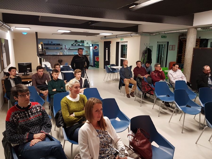 Besucher_innen Besucher_innen