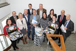 Das Team des Regionalmanagements mit den jeweiligen Vertretern der Firmen und Bildungseinrichtungen © Freisinger Das Team des Regionalmanagements mit den jeweiligen Vertretern der Firmen und Bildungseinrichtungen